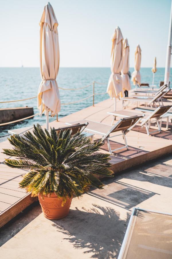 Tre Merli Beach Hotel Trieste Exterior photo